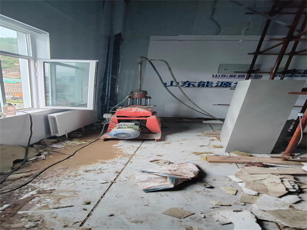 河曲地基基础下沉墙体裂缝加固注浆顶升施工